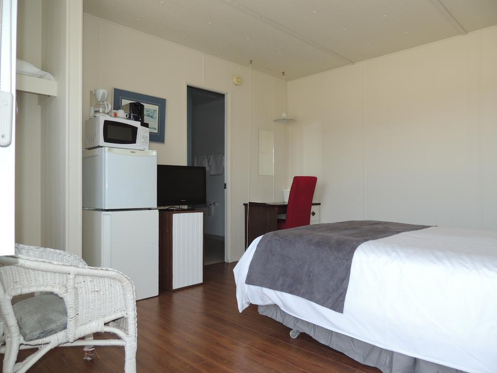 Motel le Noroît L'Anse-au-Griffon Extérieur photo